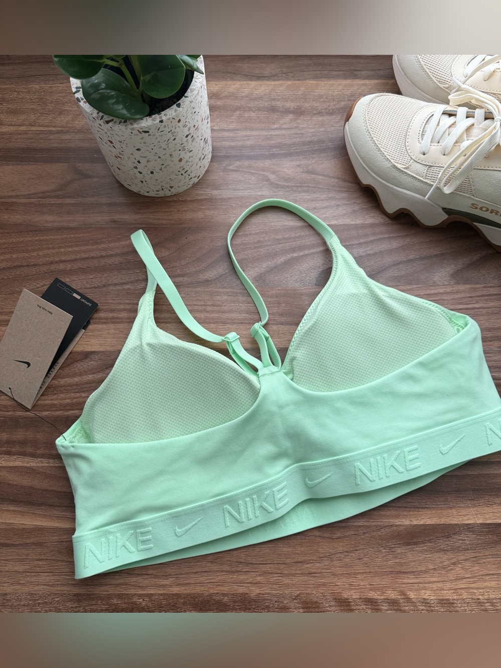Nike Indy Bra DRI-FIT Lime Green Light Support with Removable Pads - Picture 2 of 3